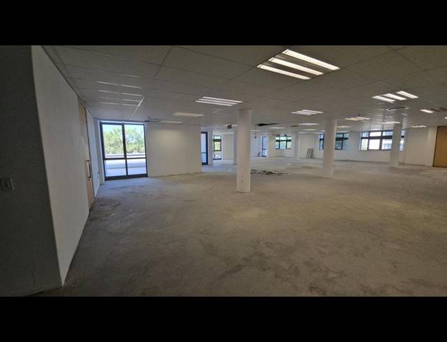 BUSINESS PROPERTY TO RENT IN WATERFALL